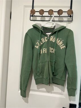 Abercrombie & Fitch Men’s Forest Green Zip-Up Hoodie